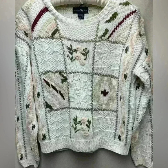 Vintage 1980’s Hunters Run Women’s Small Ivory Floral Design Chunky Sweater - Picture 2 of 5